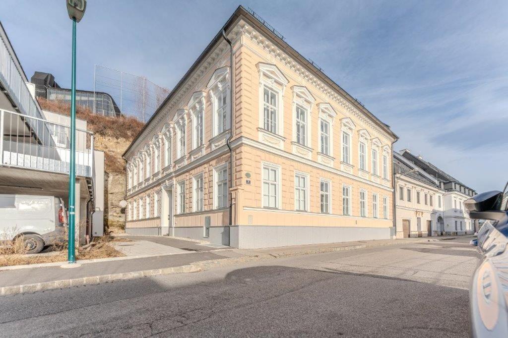 Deluxe Apartments Near The Center Krems an der Donau Eksteriør billede