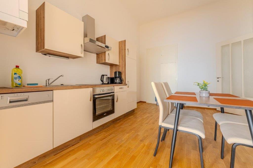 Deluxe Apartments Near The Center Krems an der Donau Eksteriør billede
